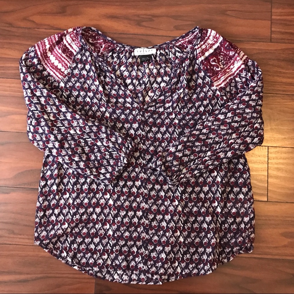 Velvet by Gram & Spencer cropped peasant blouse